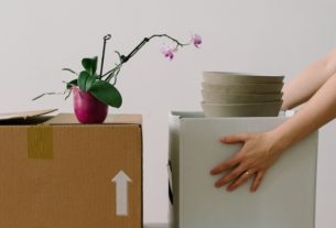 HOW TO BUDGET FOR A HOUSEHOLD MOVE